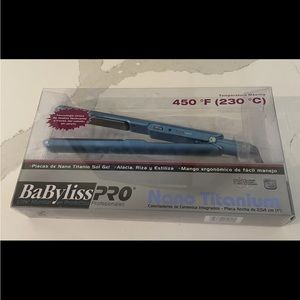BaByliss PRO Nano Titanium 1" Flat Iron New